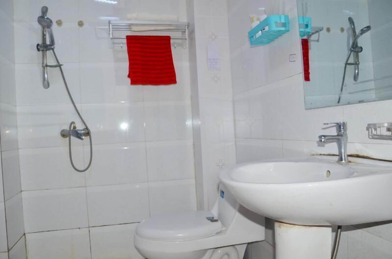 Bathroom 3, Blessed Family Seaview Apartment 2-903, Qingdao