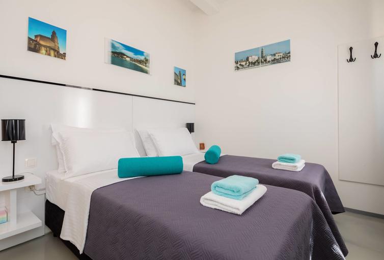 Bedroom 3, PLR Accommodation, Split
