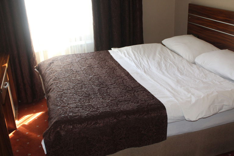 Bedroom 2, Konya Hotel, Selçuklu