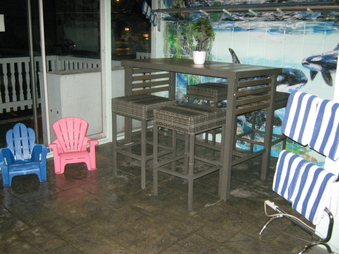 Others 4, Slumber Lodge Motel, Fraser Valley