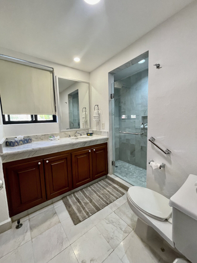 Bathroom 4, Casa del Mar Condos, La Paz