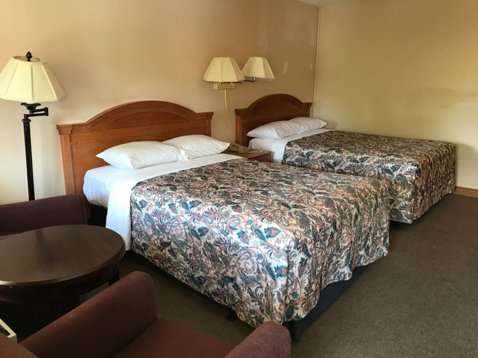 Bedroom 4, Sunset Inn, Niagara