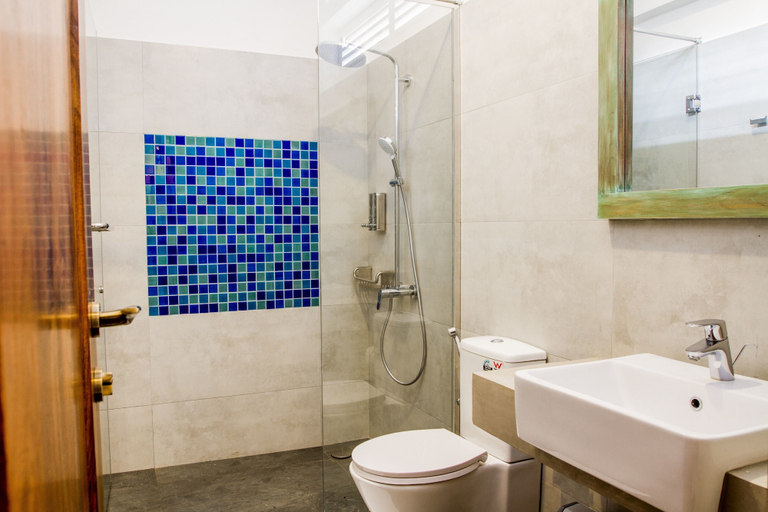 Bathroom 4, Lazy Koala Hostel - Adults Only, Hikkaduwa