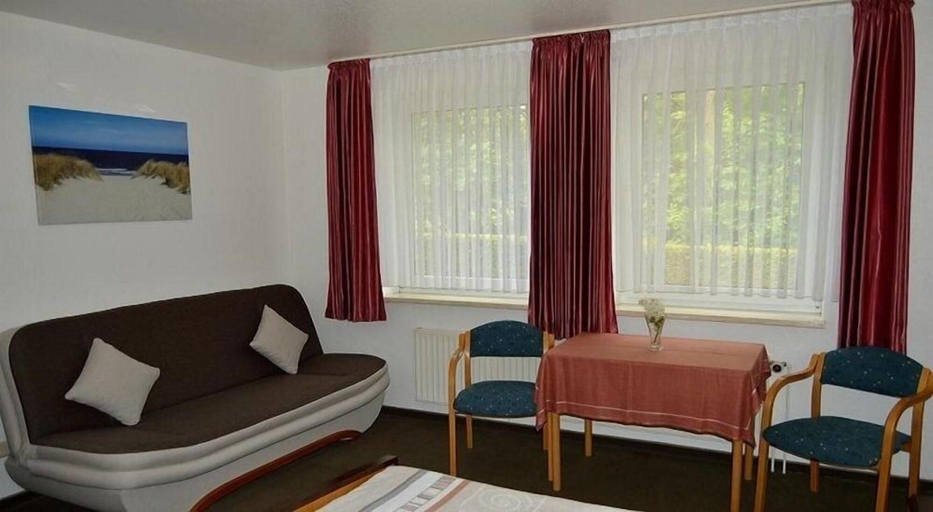 Bedroom 4, Hotel Werdumer Hof, Wittmund
