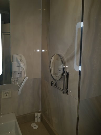 Bathroom 5, Grand Marcello Hotel & Spa, Fatih