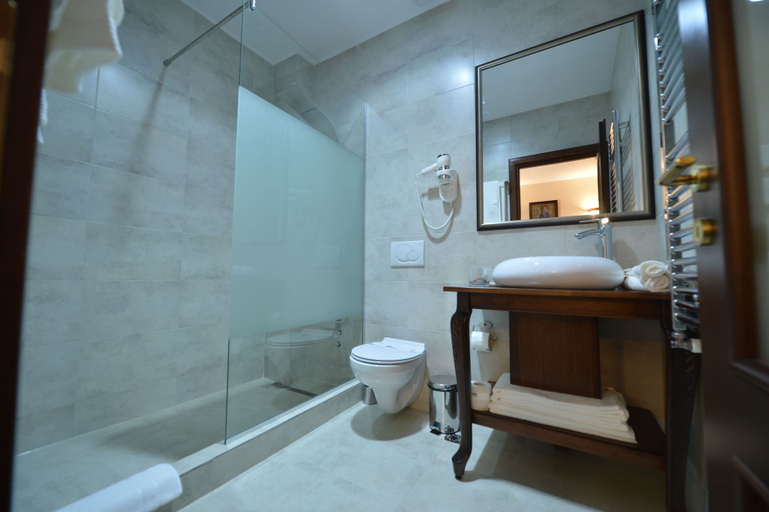 Bathroom 4, Noblesse Boutique Hotel, Sibiu