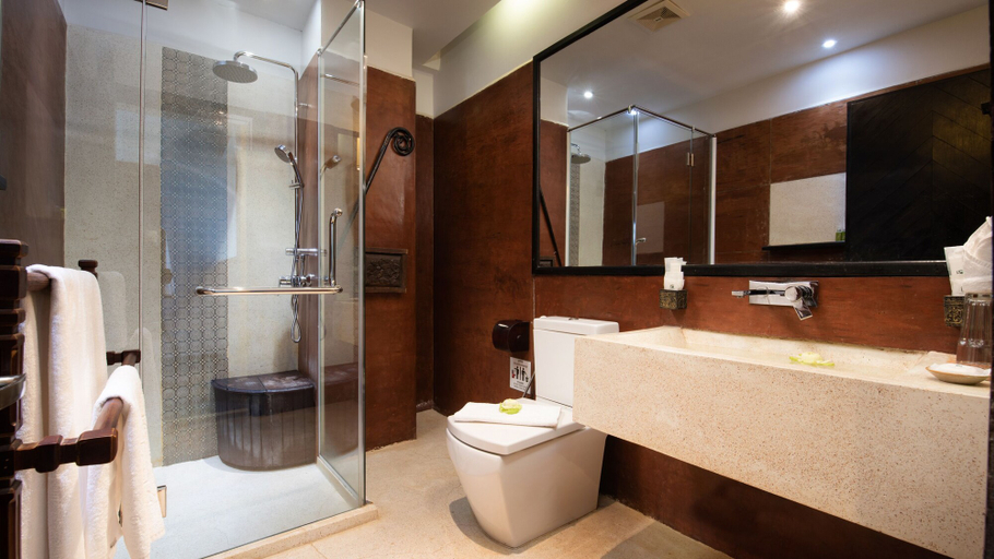 Bathroom 4, Mane History Lovers, Siem Reap