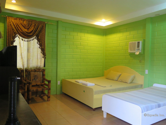 Bedroom 3, Alexis Cliff Dive Resort, Dauis