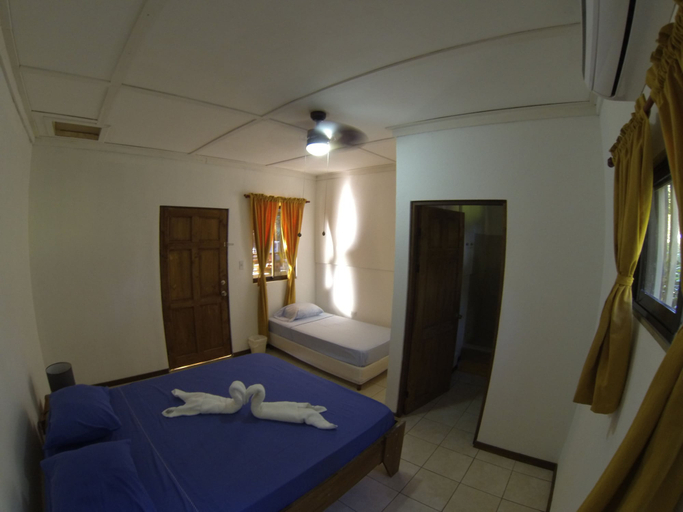 Bedroom 3, Indra Inn, Santa Cruz