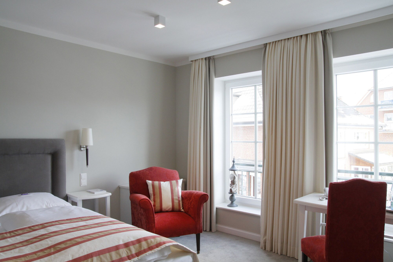 Bedroom 3, Kino - Hotel Meyer, Stade