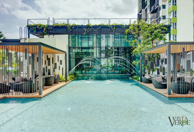 Exterior & Views 2, Vista Verde, District 2