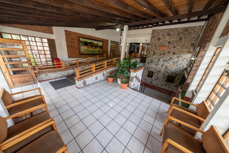 Others 5, Hotel del Campo, Quetzaltenango