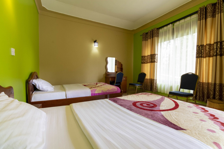 Bedroom 3, Bunyonyi Overland Resort, Ndorwa