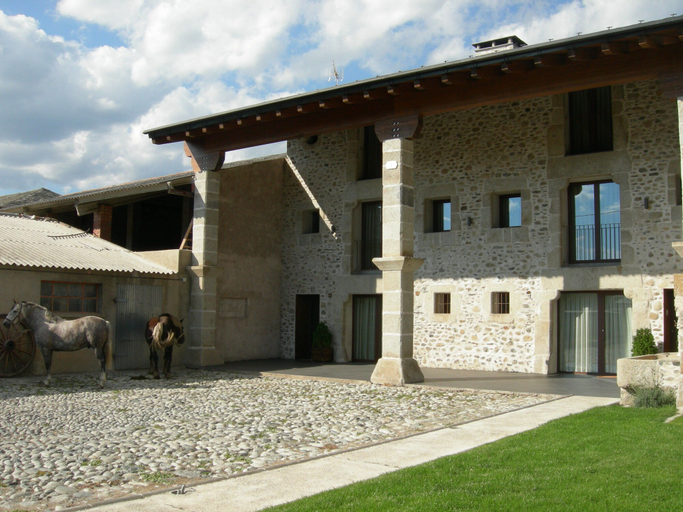 Exterior & Views 2, Mas d'Aravó, Girona