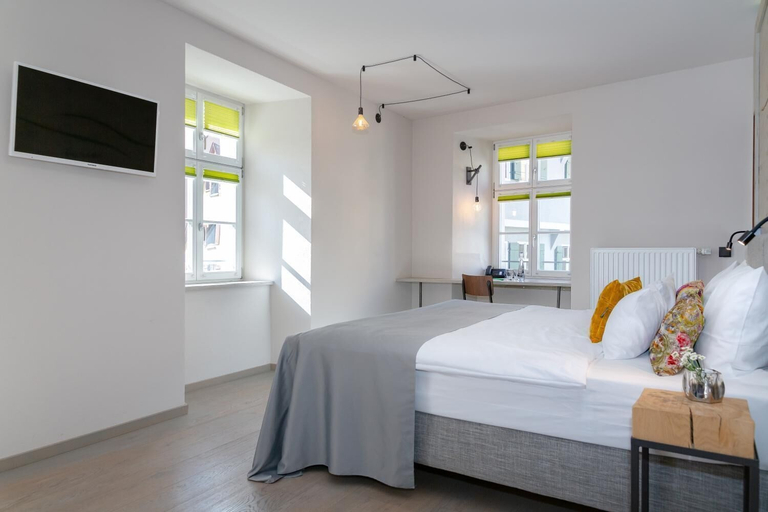 Bedroom 4, Hotel Luise & Luisenhof, Ansbach