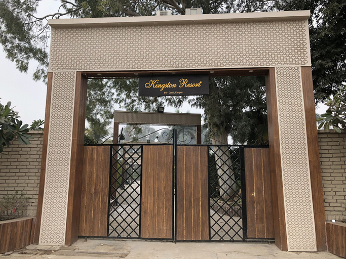 Exterior & Views 2, Kingston Resort, Kanpur Nagar