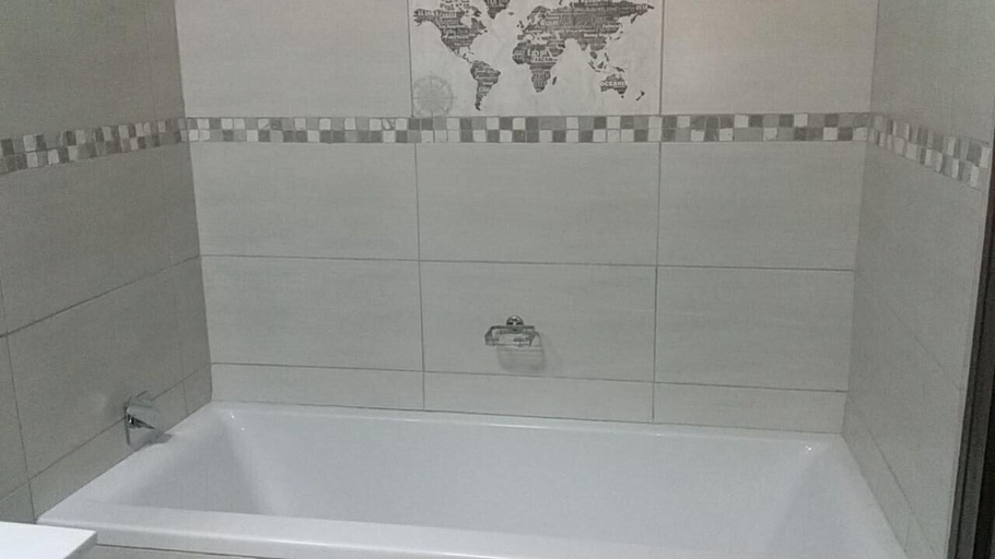 Bathroom 5, Midrand Sleep & GO, City of Johannesburg