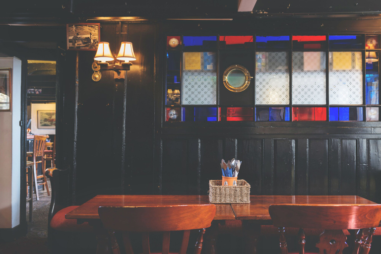 Food & Drinks 4, Ship Inn, Cornwall