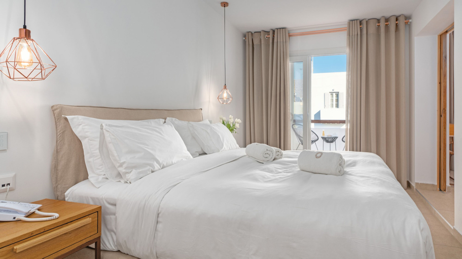 Bedroom 3, Omnia Mykonos Boutique Hotel & Suites, South Aegean