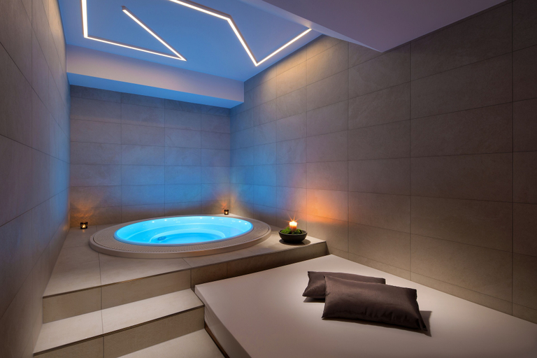 Sport & Beauty 3, Mamaison Residence Downtown Prague, Praha 1