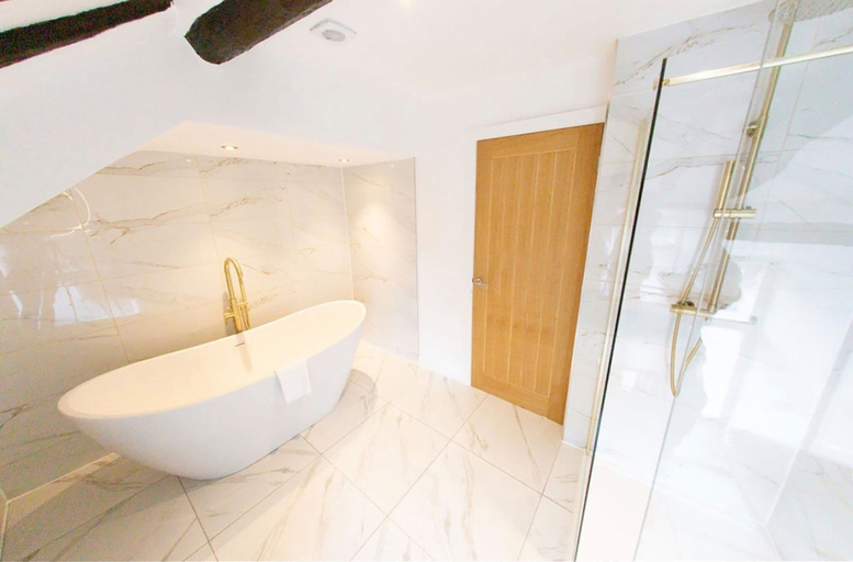 Bathroom 4, Black Horse Inn, Calderdale