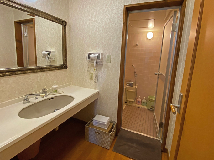 Bathroom 5, Lake Villa Kawaguchiko, Fujikawaguchiko
