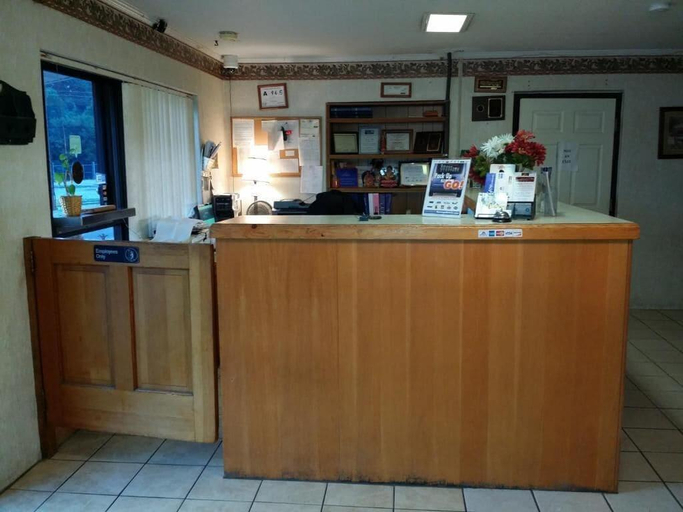 Public Area 2, Loyalty Inn Rockingham, Richmond