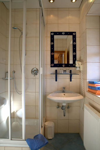 Bathroom 4, Pension Aufeld, Landsberg am Lech