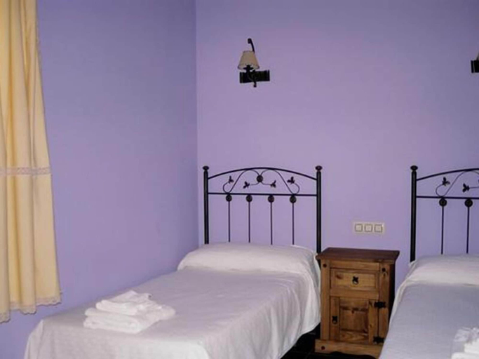 Bedroom 3, Casas Rurales Manolo, Cáceres