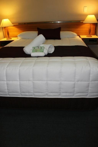 Bedroom 3, Tabourie Lake Motel, Shoalhaven - Pt B