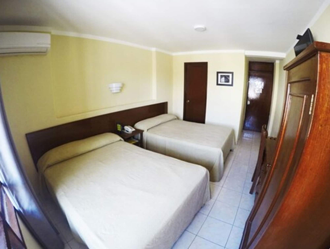 Bedroom 3, Hotel Oriente, Veracruz