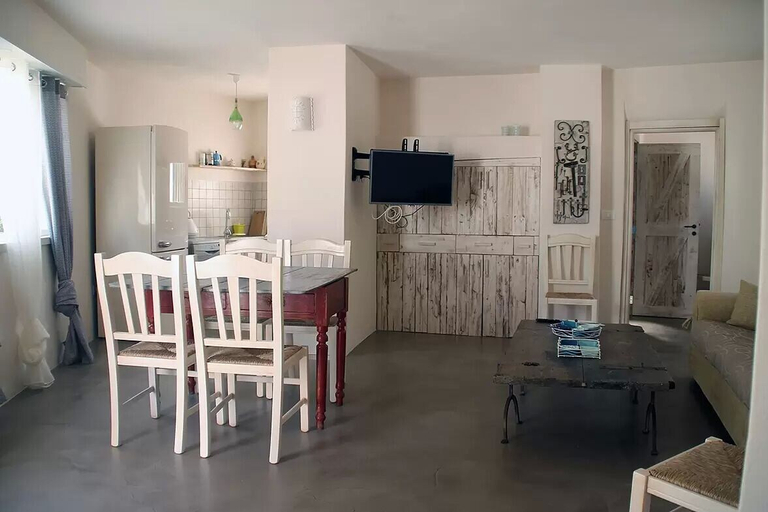 Others 5, Trullolive & TrulloLimone, Brindisi