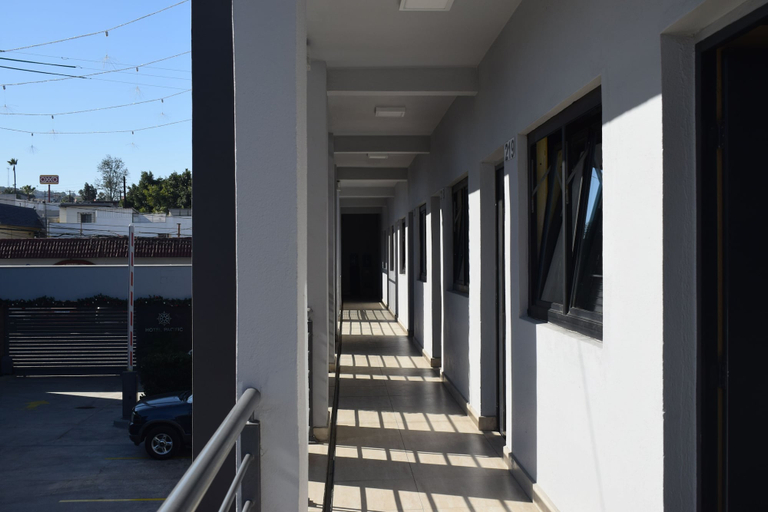 Others 5, Hotel Pacific, Tijuana