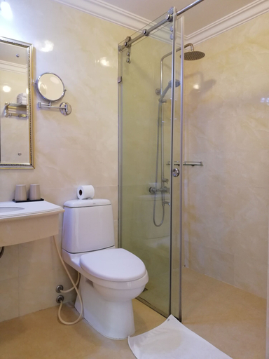Bathroom 4, Phoenix Palace Hotel Hanoi, Hoàn Kiếm