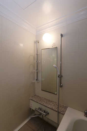 Bathroom 4, Kokoro House, Osaka