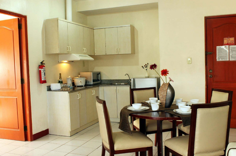 Dining Room 21
