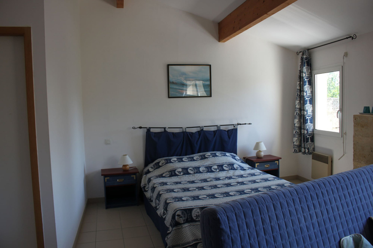 Bedroom 4, Clos Pezat, Gironde