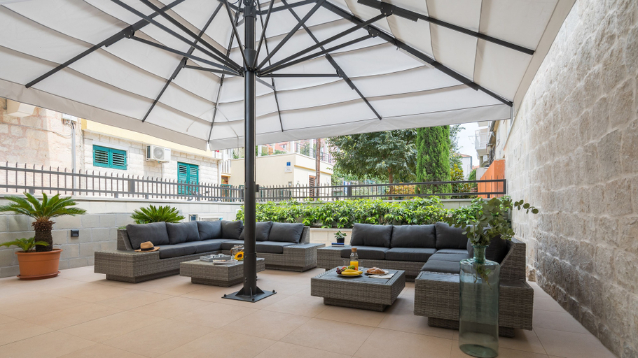 Others 4, Mediterra residence, Split