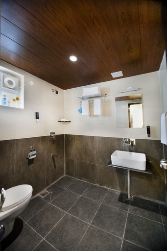 Bathroom 5, Raj Residency, Bangalore