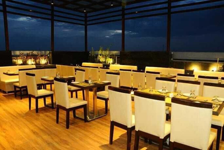 Food & Drinks 3, Iroomz Hotel SR Grand, Anantapur