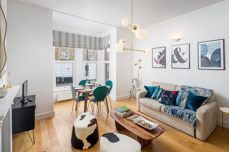 Others 4, Lovely Designer 1 Bedroom Shepherd's Bush 7 min to Tube, London