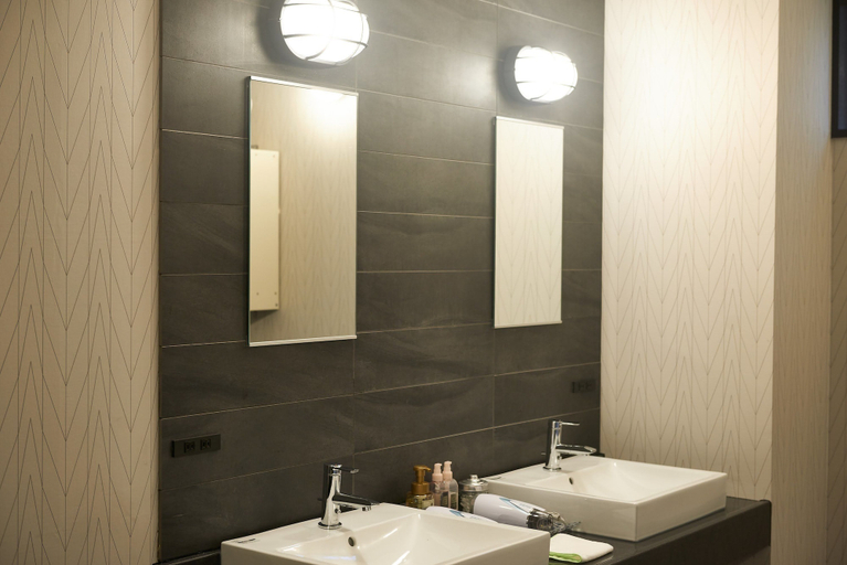 Bathroom 5, Hotel Kumoi, Kamikawa