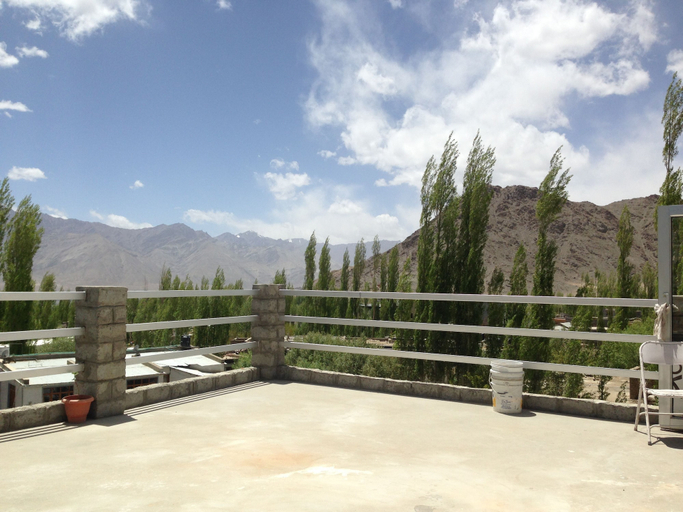 Others 4, Radhu's Boutique Inn, Leh