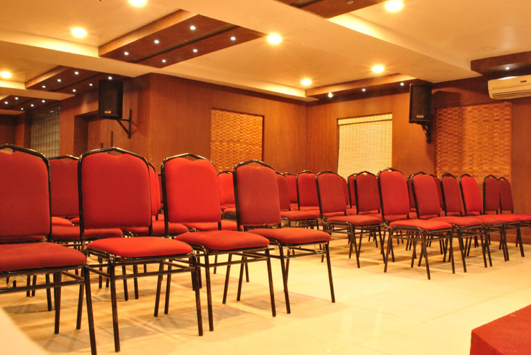 Others 5, Sri Annapoorna Tower, Madurai