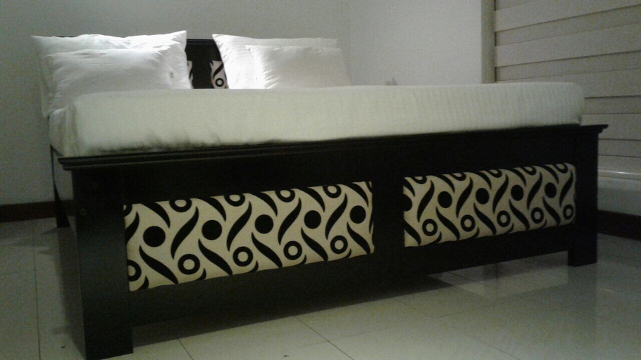 Bedroom 2, LUSH Lakeside Villa, Kaduwela