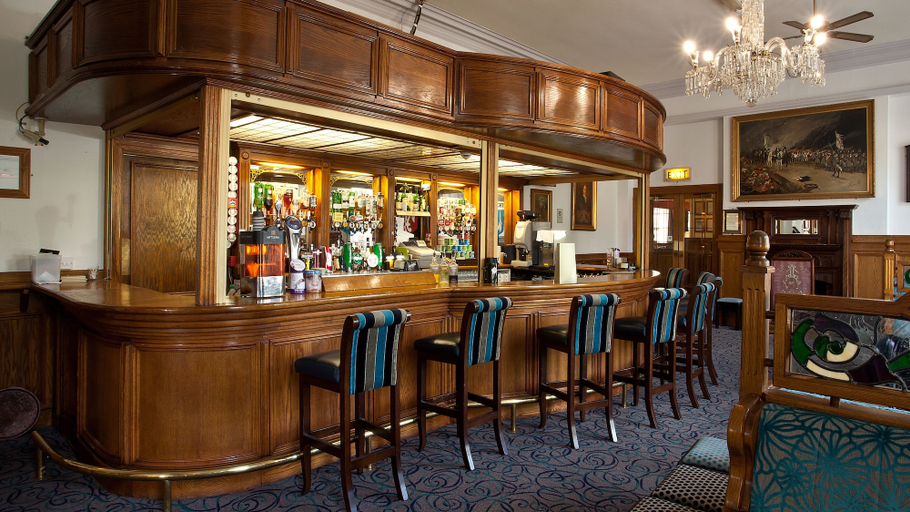 Food & Drinks 5, The Lucan Spa Hotel, Dublin