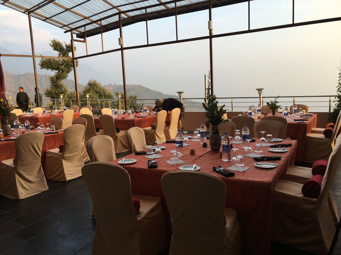 Food & Drinks 5, Norbu House, Kangra