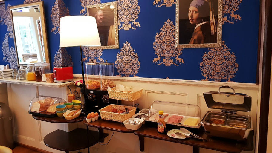 Food & Drinks 5, De Bedstee Boutique Capsules, Amsterdam