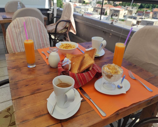 Food & Drinks 5, Minos Pension, South Aegean
