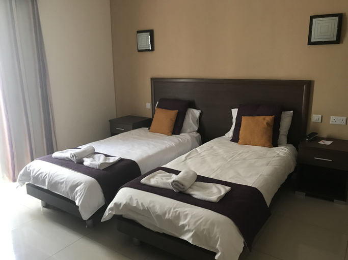 Bedroom 3, The Windsor Hotel